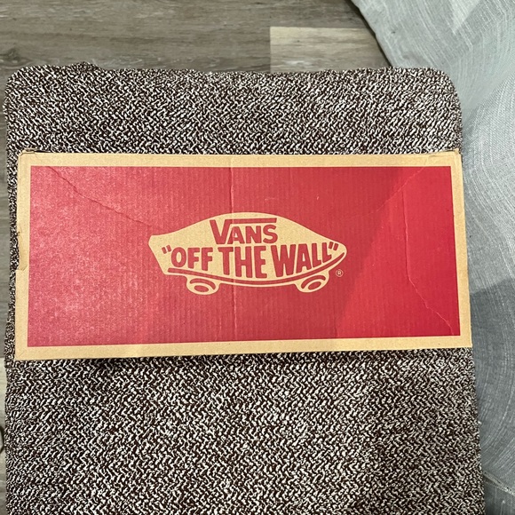 Vans lace up shoes black and white - Picture 7 of 7